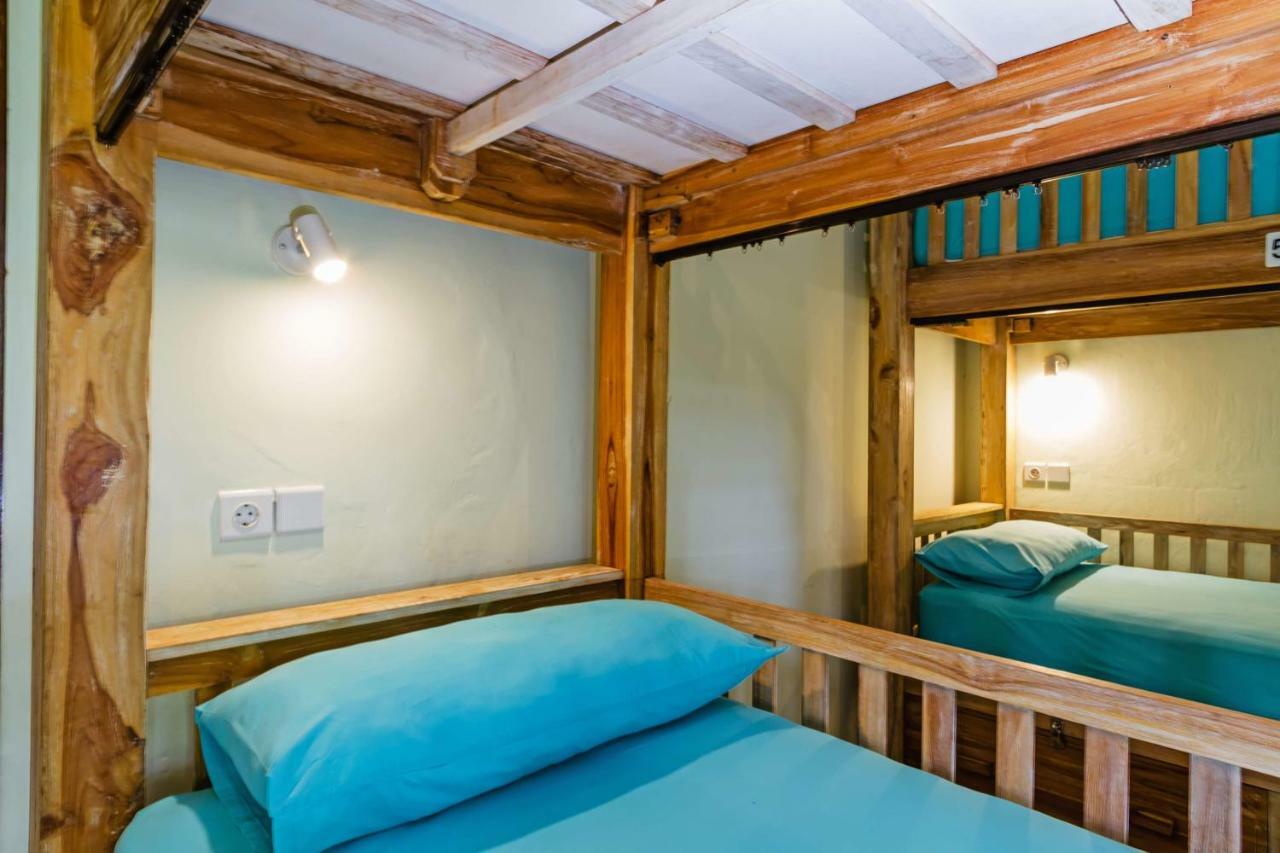Lembongan Hostel Nusa Lembongan Exteriér fotografie